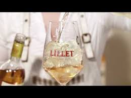 Lillet Citrose Nichts Passt Besser Zum Fruchtigen Aroma Des Lillet Rose Als Zitrusfruchte Mit Erfrischend Cocktails Mit Sekt Zitronen Limonade Lillet Rezepte