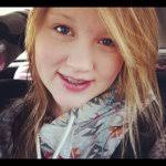 Hillary Mcleod's Instagram, Twitter & Facebook