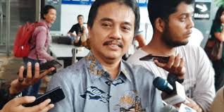 Dia baru tahu setelah peristiwa ini viral di media sosial. Fokus Selesaikan Studi S3 Jadi Alasan Roy Suryo Mundur Dari Demokrat Halaman All Kompas Com