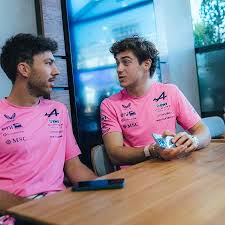 Pole Position: França x Inglaterra e superstição argentina: clima de Copa já chegou na F1