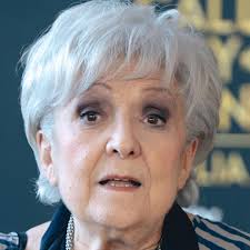 Indiscretion of an American Wife (1998)