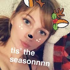 Demi Hardy (@demiihardyy)