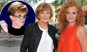 Anne poses with her daughter emma in the interview, anne also talks about the pressure on female television stars to maintain a youthful appearance. Anne Robinson Discusses Lockdown Life With Her Daughter Emma Daily Mail Online