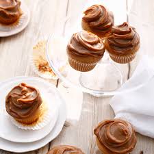 Cupcake A La Confiture De Lait Facile Et Pas Cher Recette Cupcake Recette Dessert Confiture De Lait