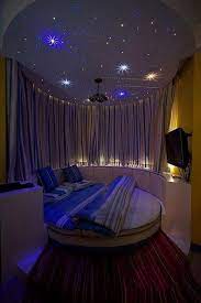 We share a few brilliant diy headboard ideas, to inspire you to style your bedroom chic or rustic, whichever you prefer. Examples Of Creative Round Bed Designs With Headboard Ideas Images Dream Rooms Awesome Bedrooms Dream Bedroom