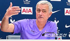 인터뷰②윤호중 가상 자산`은 현실…새로운 경제 영역으로 들어와. í˜„ìž¥ì¸í„°ë·° ë¬´ë¦¬ë‰´ ì†í¥ë¯¼ì€ ìŠ¤íŠ¸ë¼ì´ì»¤ê°€ ì•„ë‹ˆë‹¤ ì¡°ì„ ì¼ë³´