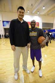 Yao ming proofed charles barkley to be wrong: Kobe Bryant Fans Twitterissa Kobe Yao Ming Big Height Difference Shanghai Http T Co O1anqydw8j