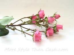 Bringing fresh cut flowers home or receiving them as a gift never fails to brighten up your day, but there's no way to know how long they'll last. Longest Lasting Inexpensive Cut Flowers