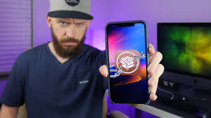 Iphone Xs Max Has Been Jailbroken Youtube