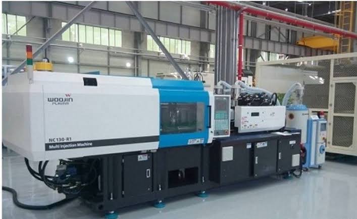 Ưu điểm của máy ép phun nhựa trong sản xuất công nghiệp - MC Việt Nam
