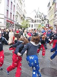 I'm a russ this year, and i really love how you captured the norwegian russetradisjon. Russfeier Wikipedia