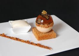 Boule De Foie Gras Gelee Champagne Poires Caramelisees Sabayo 013 Recette Gastronomique Dessert Gastronomique Amuse Bouche Gastronomique