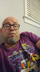 2nd time I'm posting this. What band i listen to?