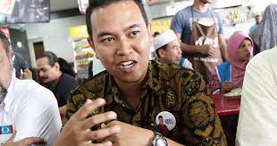 Kejap mengkudu kejap cendawan bagailah mana perut nak kenyang kejap bermadu kejap edry faizal retweeted dment si lain. Dap Rep Says Party Agenda Unlike Pas Is Constant And To Uphold Constitution Malaysia Malay Mail