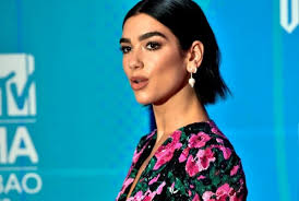 The remix album from dua lipa & the blessed madonna. Dua Lipa Keluar Dari Zona Nyaman Di Lagu Terbarunya Republika Online