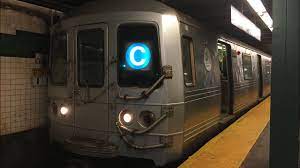 The r46 order initially consisted of 754 single cars, each 75 feet (23 m) long, and was the largest single order of passenger cars in united states railroad history at the point of the fleet's completion. á´´á´° Mta Nyct R46 C Train Leaving West 4th Street Youtube