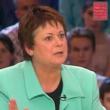 “Un enfant a besoin d’un père et d’une mère” , Débat mouvementé entre  Christine Boutin et Marc-Olivier Fogiel sur la famille 💥