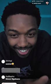 Good morning from the three musketeers 🤭🥰. Mensan looks exactly like  adekunle gold, hope you guys are seeing the resemblance 😁