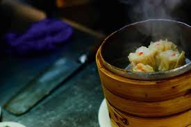 Dim sum is a chinese meal of small plates best enjoyed with tea in the company of family and friends. Dim Sum Rezept Siu Mai Effilee