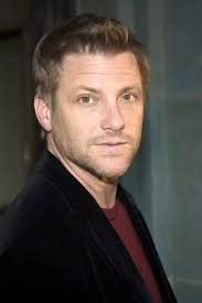 Doug is also well known as, played the roles of tom scavo in the abc hit television series, desperate housewives and matt fielding in melrose place. Doug Savant Biografie