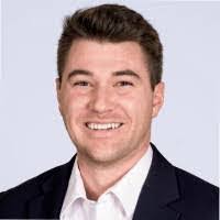 Robert Wyka's Instagram, Twitter & Facebook