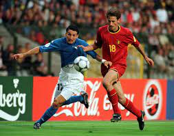 Gianluca Zambrotta Italy Italy V Belgium 0 1 13 06 00 Brussels Euro 2000 Photo Roger Parker Sports Images Football Photos Sports