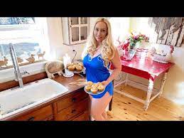 Morning muffins with diggin britt. Download Farmin Britt 3gp Mp4 Codedwap