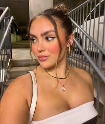 Marissa Ramey's Instagram, Twitter & Facebook