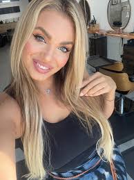 Hairstyles for women over 50 discussion