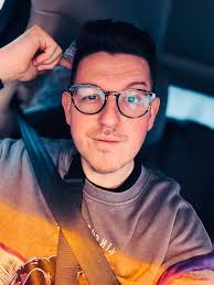 Introduction of a man from Indiana