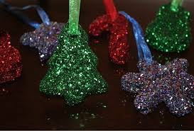 Christmas trees decorated in one color also look stylish. Bread Ornaments W Glitter Inspire Create