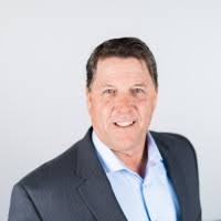 100+ perfiles de «William Greig»