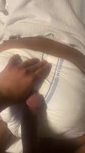 Big booty in a diaper - ThisVid.com En español