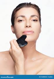 197 Black Gua Sha Stock Photos