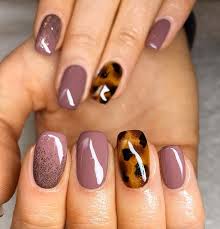 30 Amazing Gel Nails Designs For Winter To Copy In 2020 Winter Nail Designs Gel Nails Fall Gel Nails