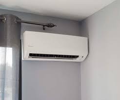 Entreprise De Frigoristes Specialisee En Installation De Climatisation Reversible De Marque Daikin A Aix En Prove Climatisation Aix En Provence Pompe A Chaleur