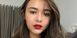 Kamu penggemar amanda manopo yang ingin tahu profil dan biodata lengkap sang aktris? Cantik Dari Lahir Intip 5 Potret Masa Kecil Amanda Manopo Merdeka Com