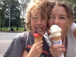 IJscuypje aan de Middenweg