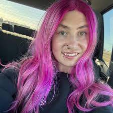 Short hair stylist recommendations in Cochrane?