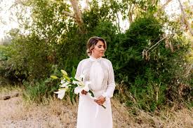 Stunning Livnewhite Bride Mali Azari In Our Violet Wedding Dress A Vintage Look Wedding Gown With Over Violet Wedding Wedding Dresses Brides Wedding Dress