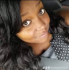 Sheila Ainsworth's Instagram, Twitter & Facebook