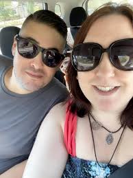 What to do when a mature male jumping spider is losing grip and falling?