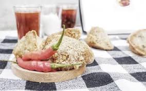 Campurkan tepung serbaguna dengan air secukupnya saja. 3 Cara Membuat Tahu Crispy Renyah Dan Gurih Bisa Dikreasikan Dengan Mozarela