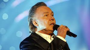 Joona-pojan uusi hanke: Kari Tapio saa nimikkoareenan!