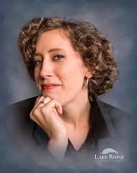 Robyn Judd's Instagram, Twitter & Facebook