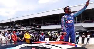 There are sure to be many racing fans who aren't impressed by these entertainment efforts. Bubba Wallace S Family Relives His Cousin S Death Every Time A Black Man Is Killed Unnecessarily His Mom Says Cbs News