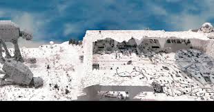 Venha aprender a fazer este diorama do star wars super simples e que vai fazer a diferença em sua decoração. 3 Fans Take Over 200k Lego Pieces And 2 Years To Build Incredible Diorama Of Hoth Echo Base From Star Wars The Brothers Brick The Brothers Brick