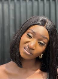 Staying focused, staying creative and letting my work speak for me Always  growing says queen 👑👑👑 Tessy. Good morning my favorite people 🖤💜💙.