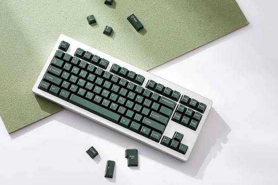 What is a TKL Keyboard? Why tenkeyless? – Awekeys