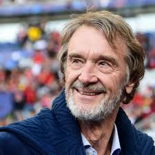 🚨 Lunch at Manchester United's Carrington training ground for everyone  except first-team players has been reduced to soup and sandwiches